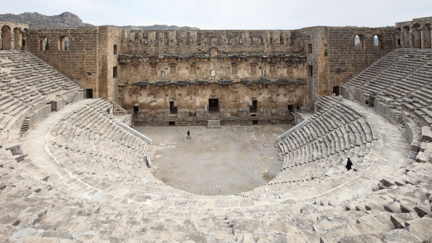 /assets/contentimages/Amphitheater_Aspendos~0.jpg
