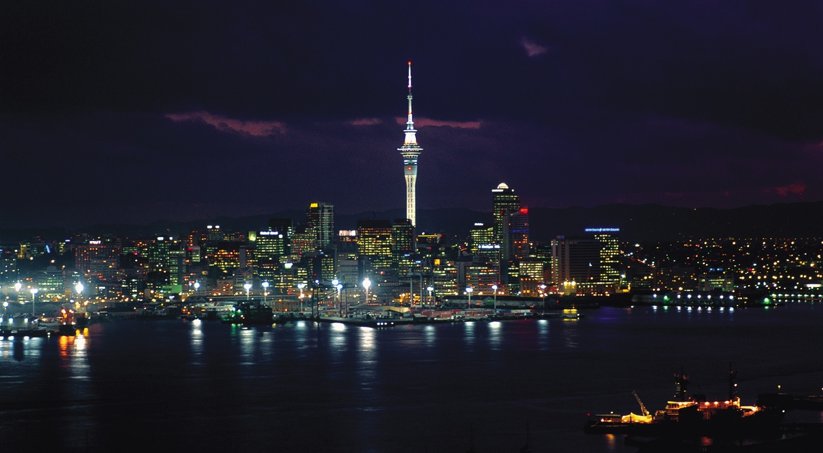 https://www.yizuo-media.com/albums/albums/userpics/10003/Auckland_Sky_City.jpg
