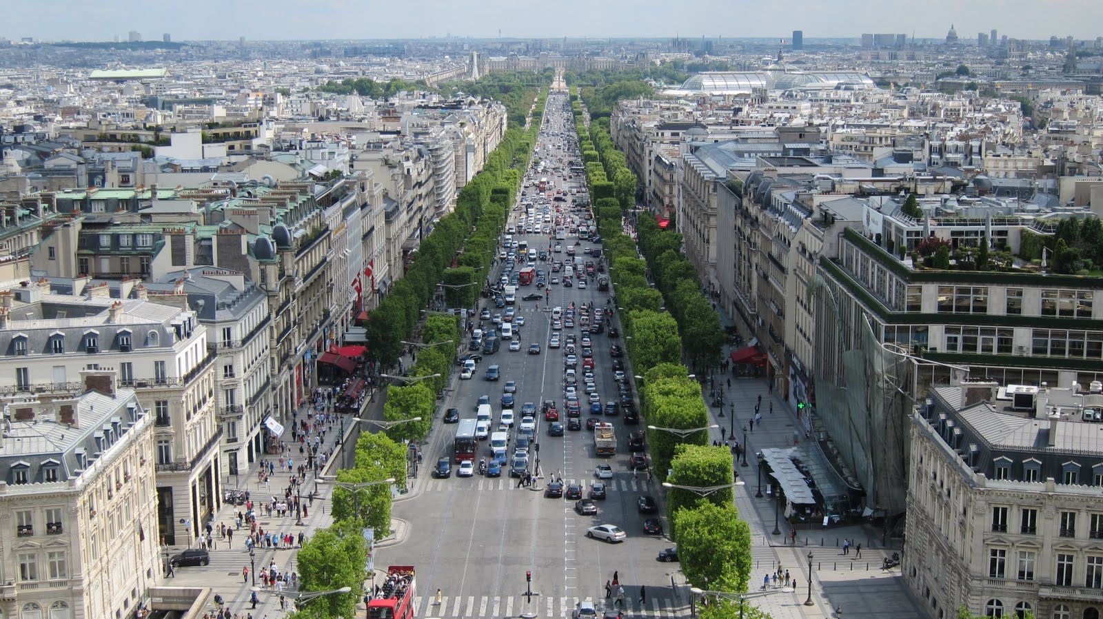 /assets/contentimages/Avenue_des_Champs-Elysees.JPG