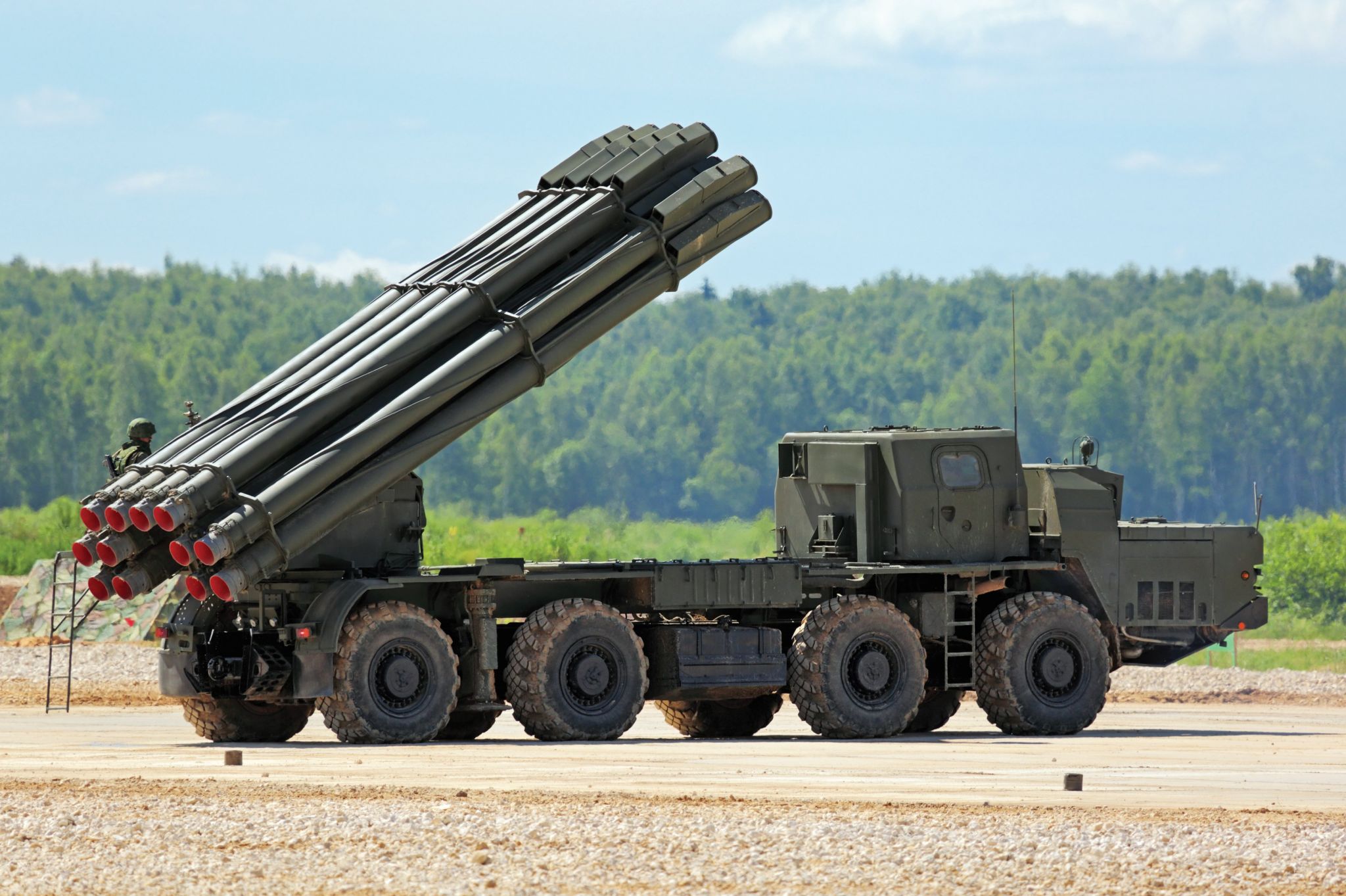 http://www.net4info.de/photos/cpg/albums/userpics/10002/BM-30_Smerch.jpg
