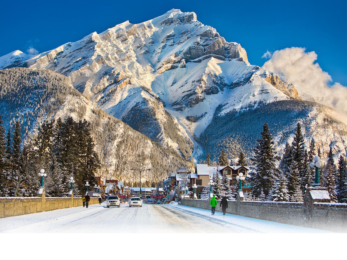 /assets/contentimages/Banff_Lake_Louise%7E0.jpg