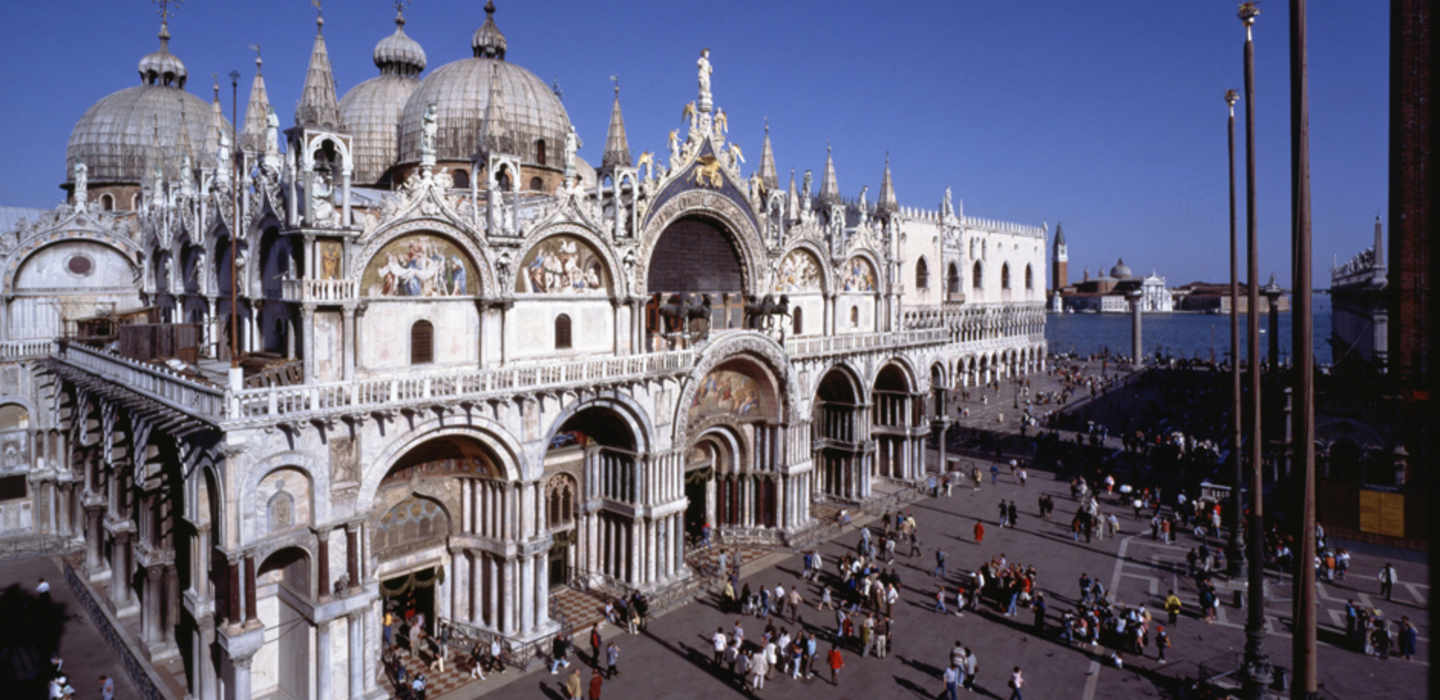 https://www.yizuo-media.com/photos/cpg/albums/userpics/10002/Basilica_di_San_Marco.jpg