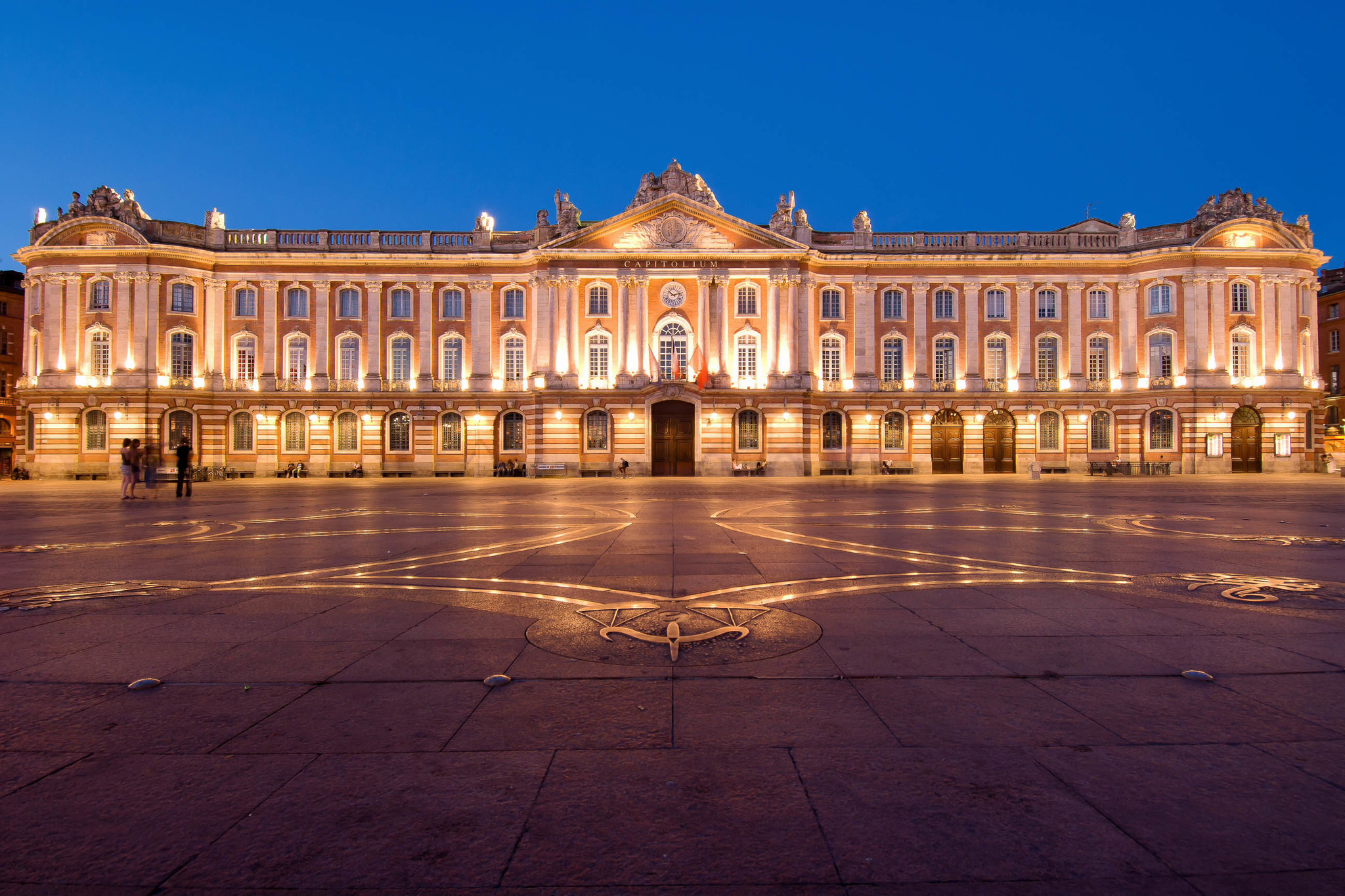 /assets/contentimages/Capitol_Toulouse.jpg