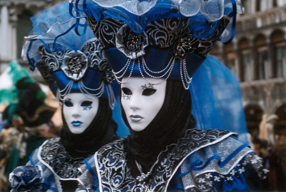 https://www.yizuo-media.com/photos/cpg/albums/userpics/10001/Carnevale_Di_Venezia~0.jpg