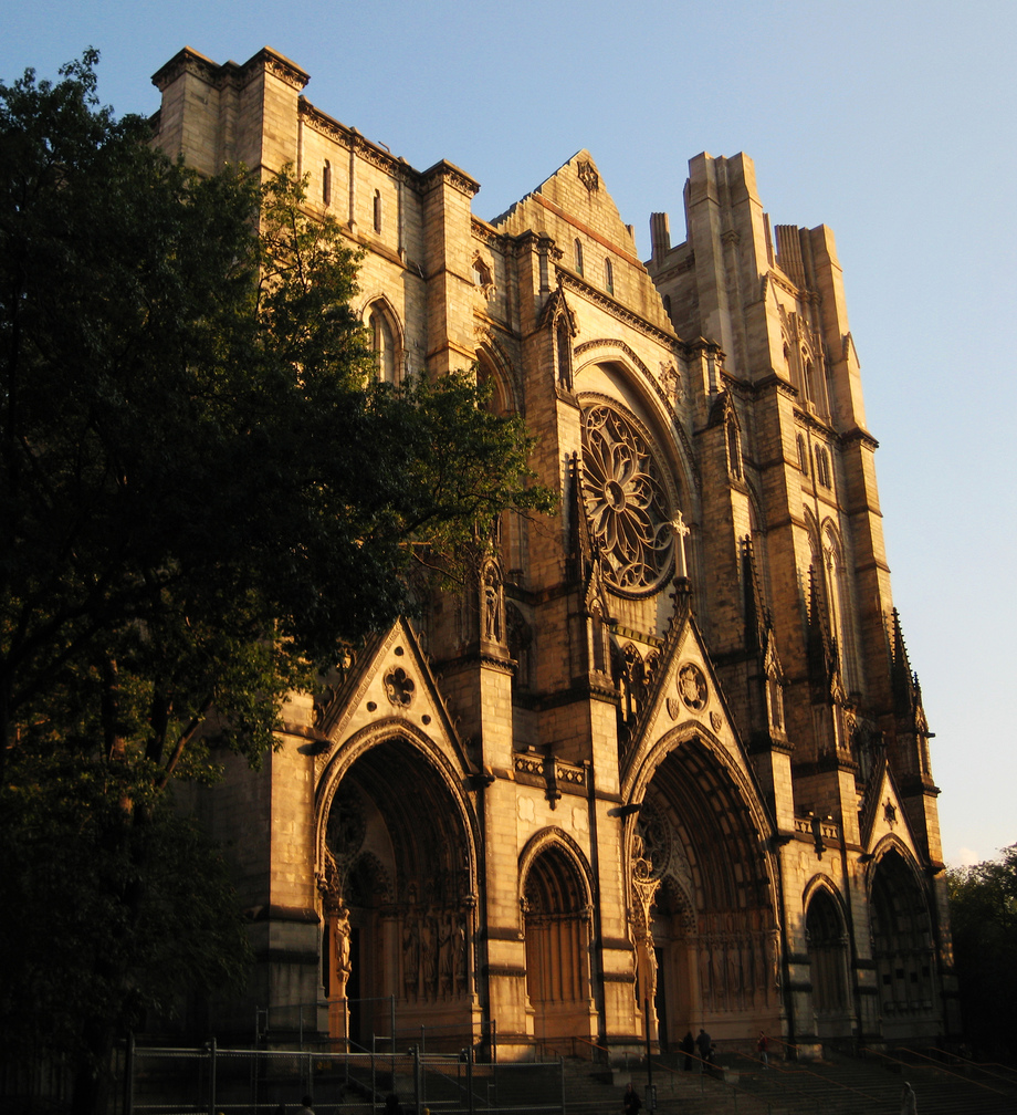 https://www.yizuo-media.com/albums/albums/userpics/10003/Cathedral_of_Saint_John_the_Divine.jpg