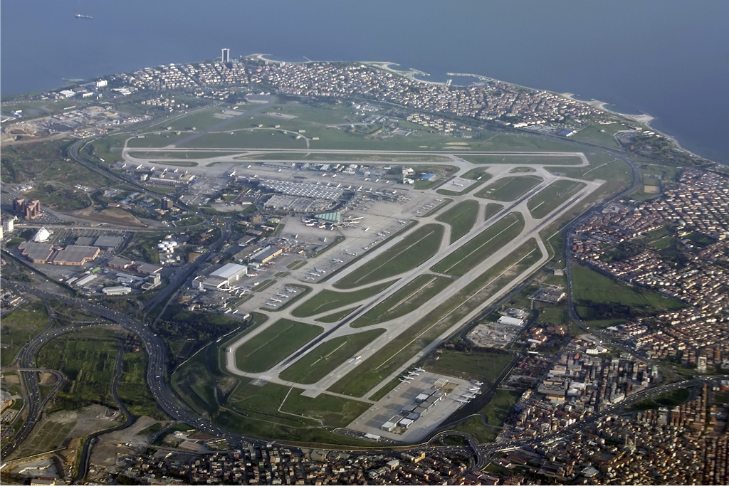 https://www.yizuo-media.com/albums/albums/userpics/10003/Flughafen_Istanbul-Atatuerk.jpg