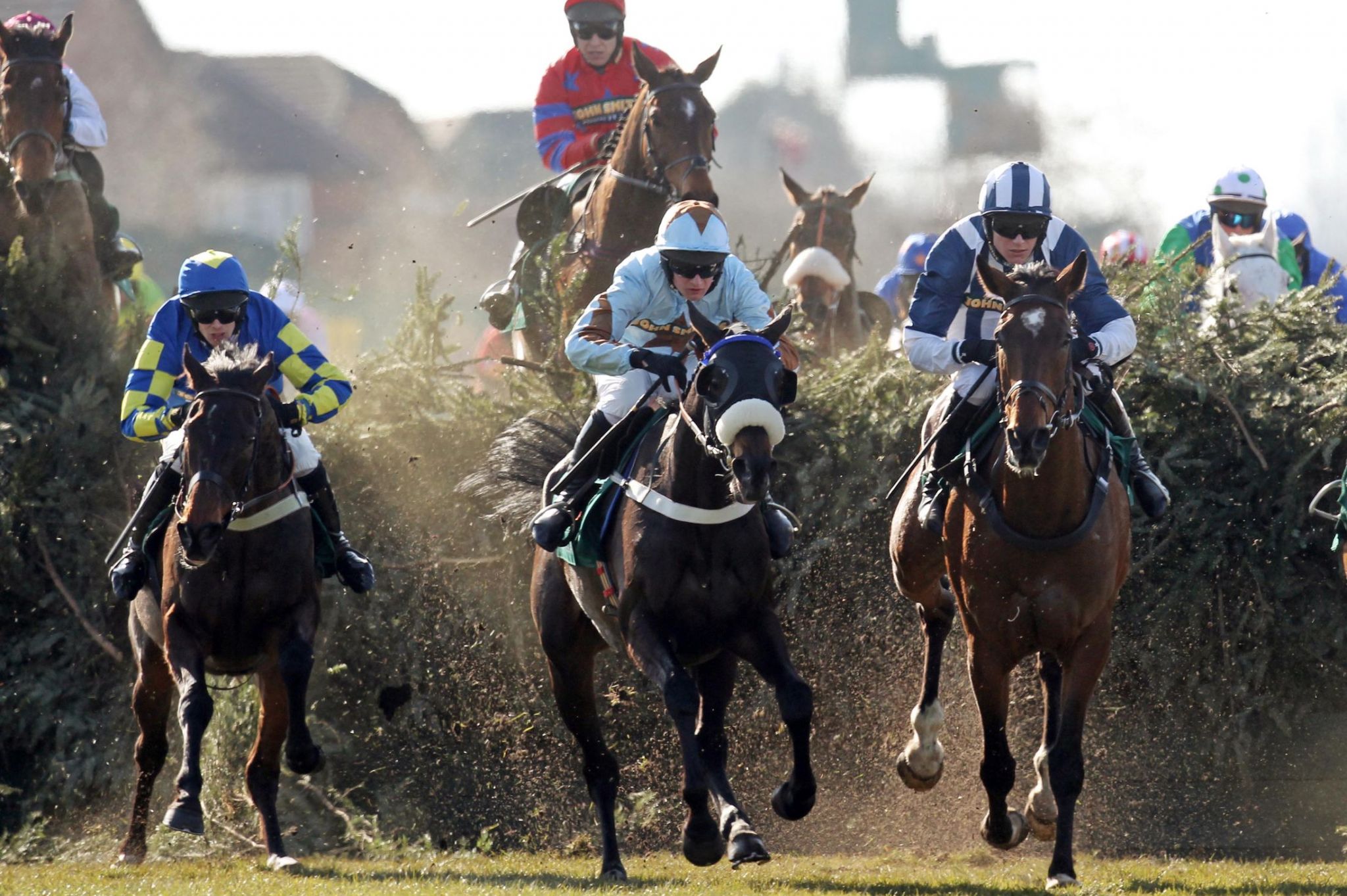 https://www.yizuo-media.com/albums/albums/userpics/10003/Grand_National_Hunt_Handicap_Horse_Race~2.jpg