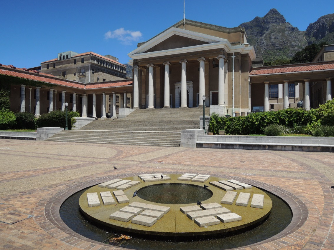 https://www.yizuo-media.com/photos/cpg/albums/userpics/10002/Jameson_Hall_at_the_University_of_Cape_Town.jpg