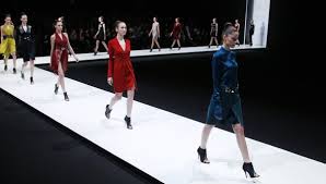 http://www.net4info.eu/albums/albums/userpics/10003/Mercedes-Benz_Fashion_Week_Russia.jpg