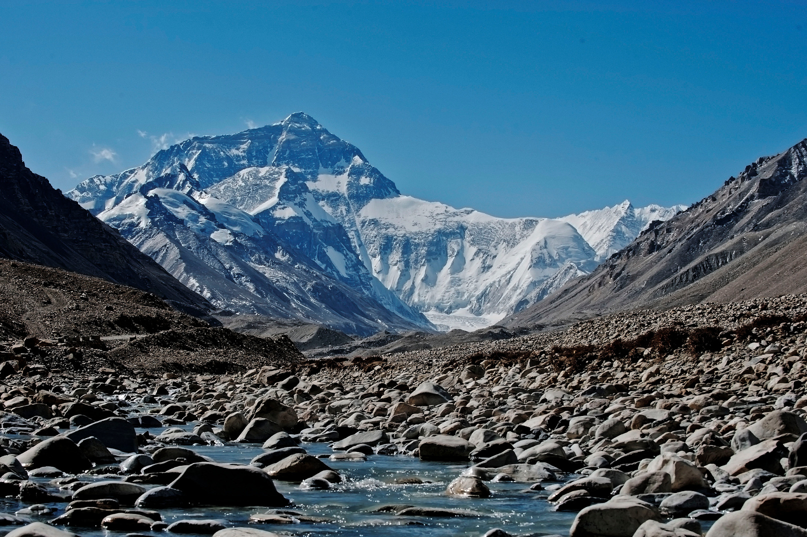 https://www.yizuo-media.com/albums/albums/userpics/10003/Mount_Everest_~3.jpg