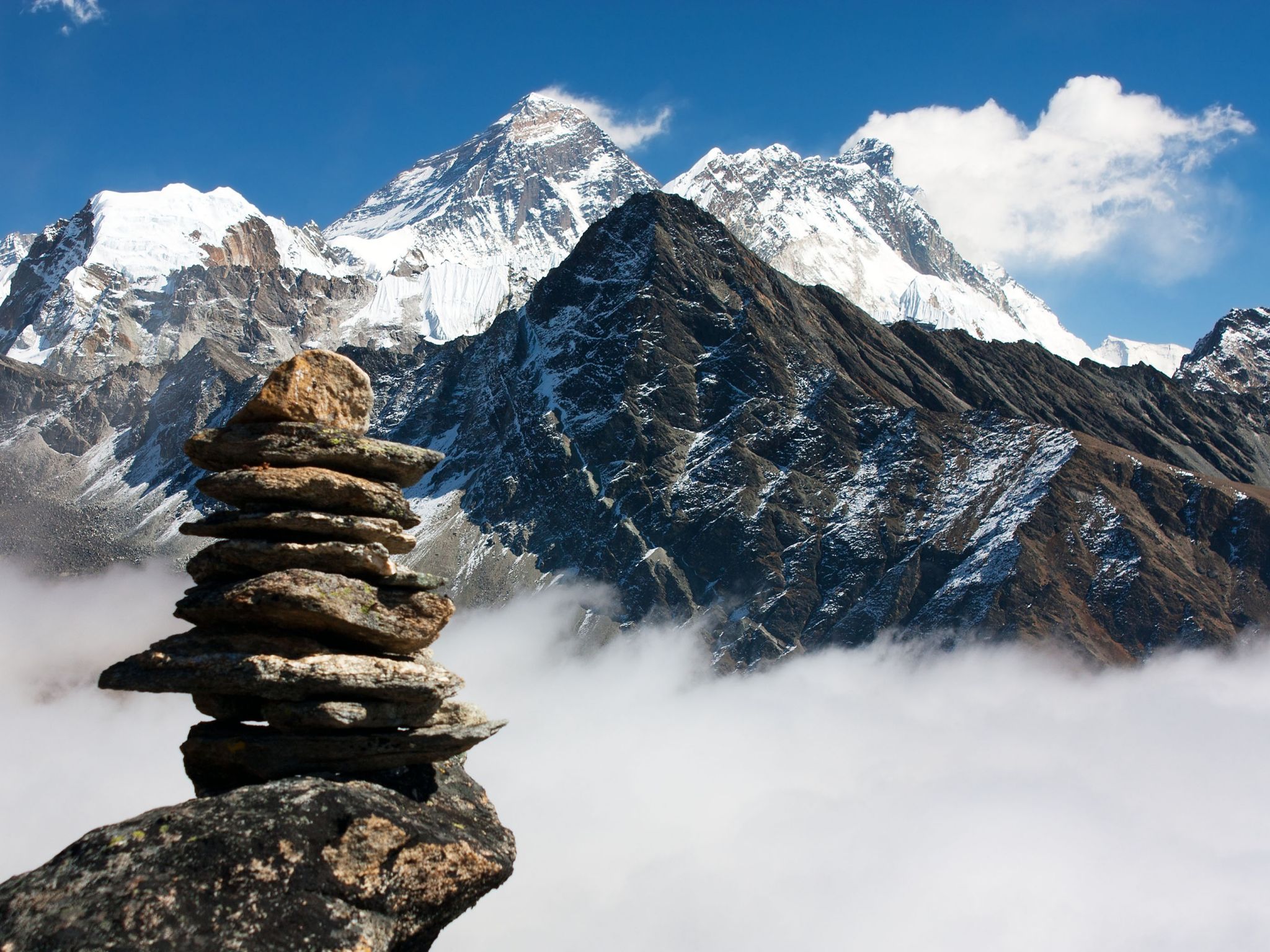 https://www.yizuo-media.com/albums/albums/userpics/10003/Mount_Everest_.jpg