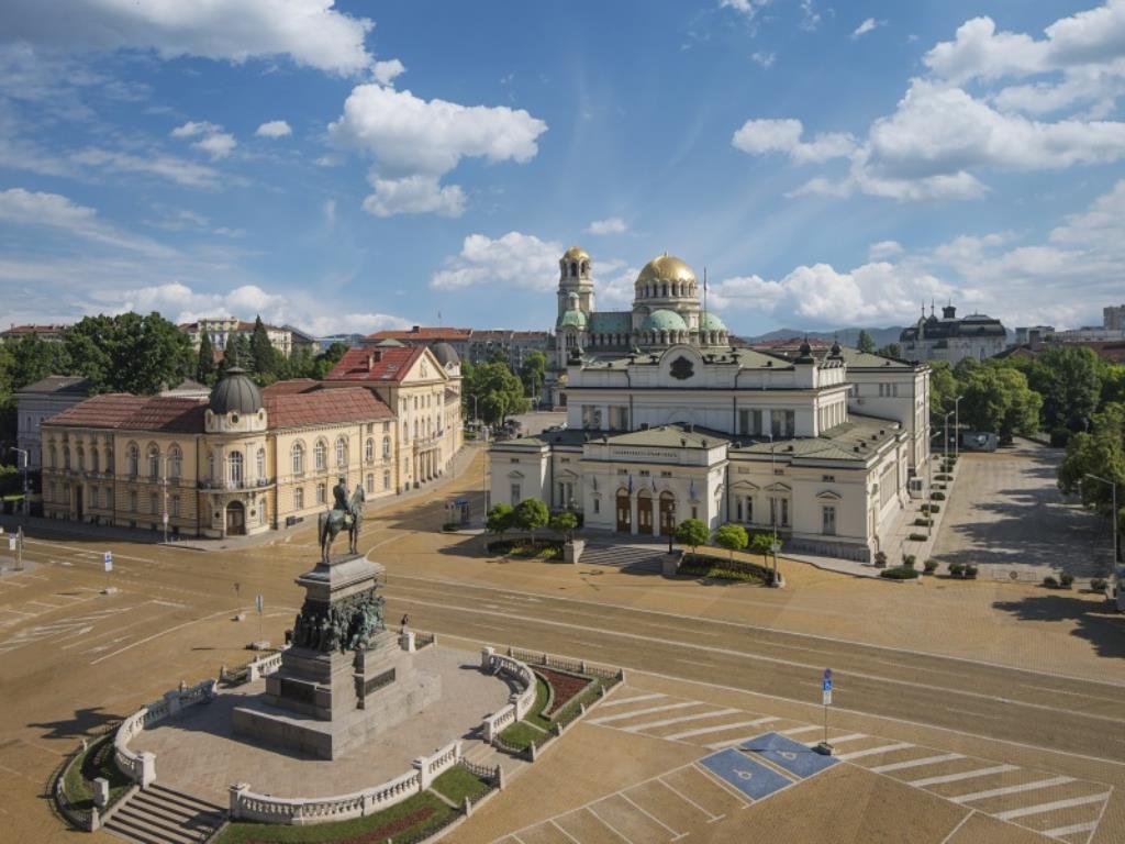 /assets/contentimages/National_Assembly_Square.jpg