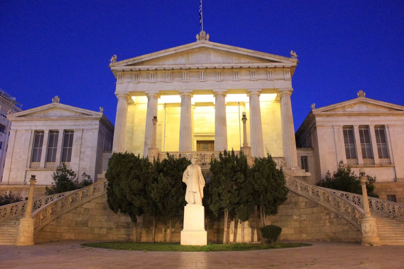 https://www.yizuo-media.com/albums/albums/userpics/10003/National_Library_of_Greece.jpg