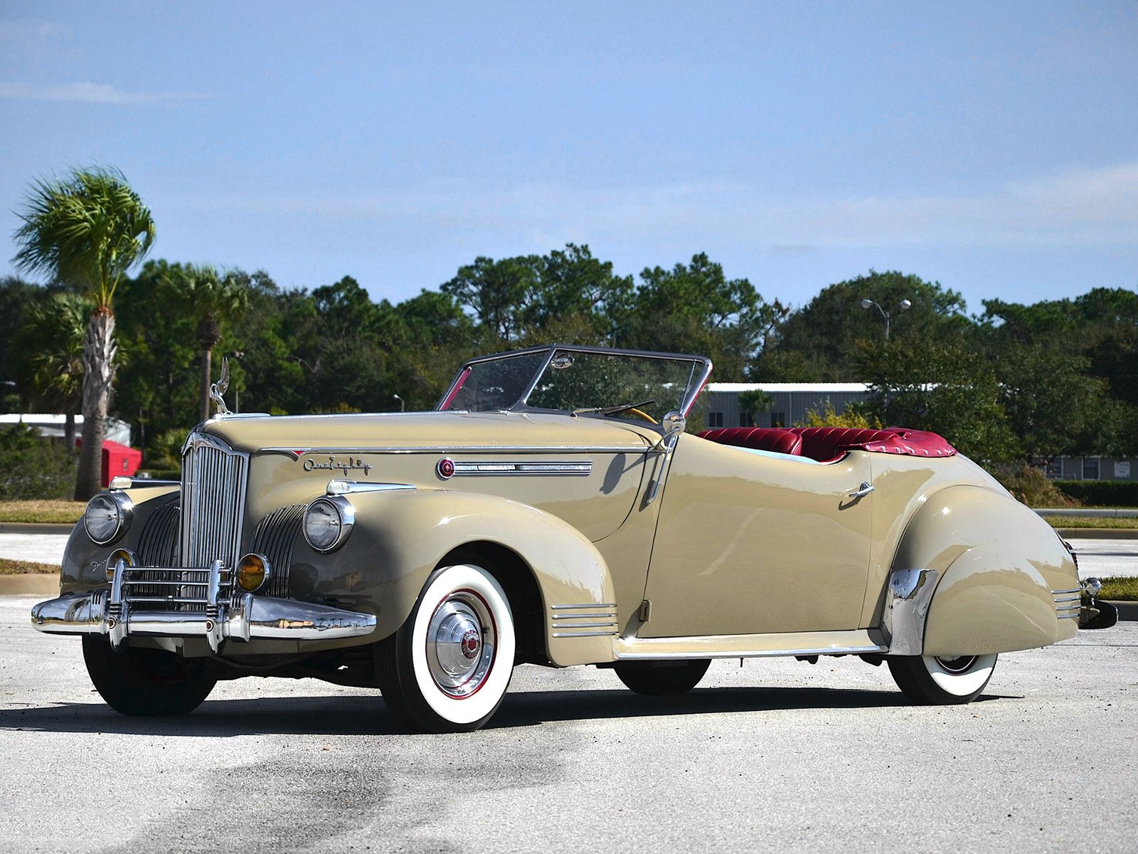 /assets/contentimages/Packard_Darrin_Convertible_Victoria.jpg