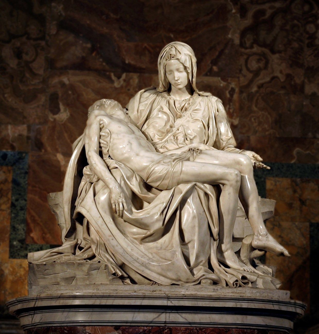 /assets/contentimages/Pieta_de_Michelangelo_-_Vaticano.jpg