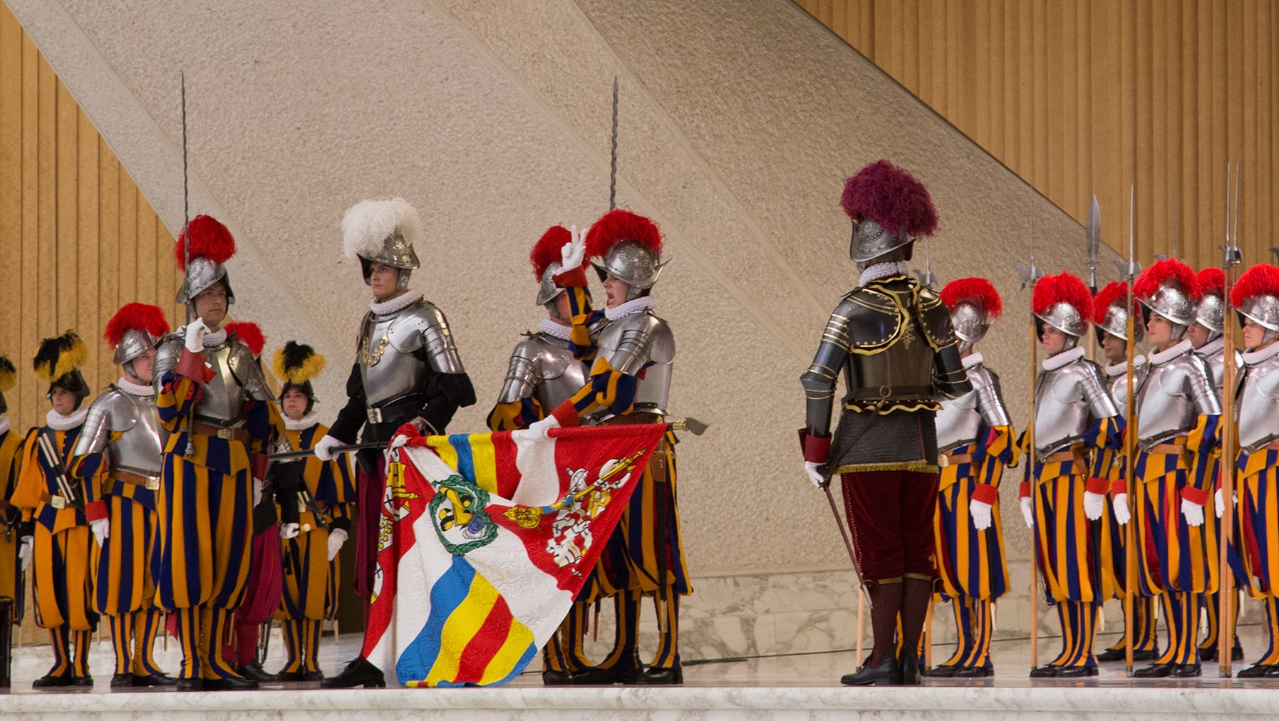 /assets/contentimages/Pontifical_Swiss_Guard.jpg