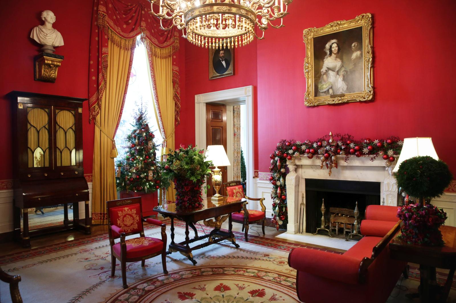 https://www.yizuo-media.com/albums/albums/userpics/10003/Red_Room_white_house.jpg