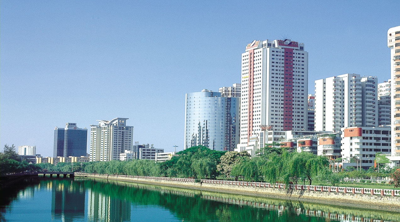 https://www.yizuo-media.com/photos/cpg/albums/userpics/10002/Shan20Tou20.jpg