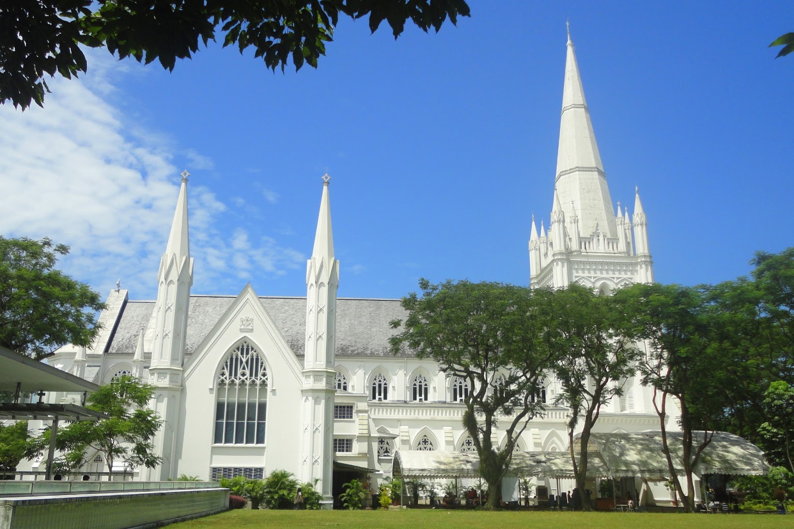 https://www.yizuo-media.com/photos/cpg/albums/userpics/10002/St__Andrews_Cathedral2C_Singapore.JPG
