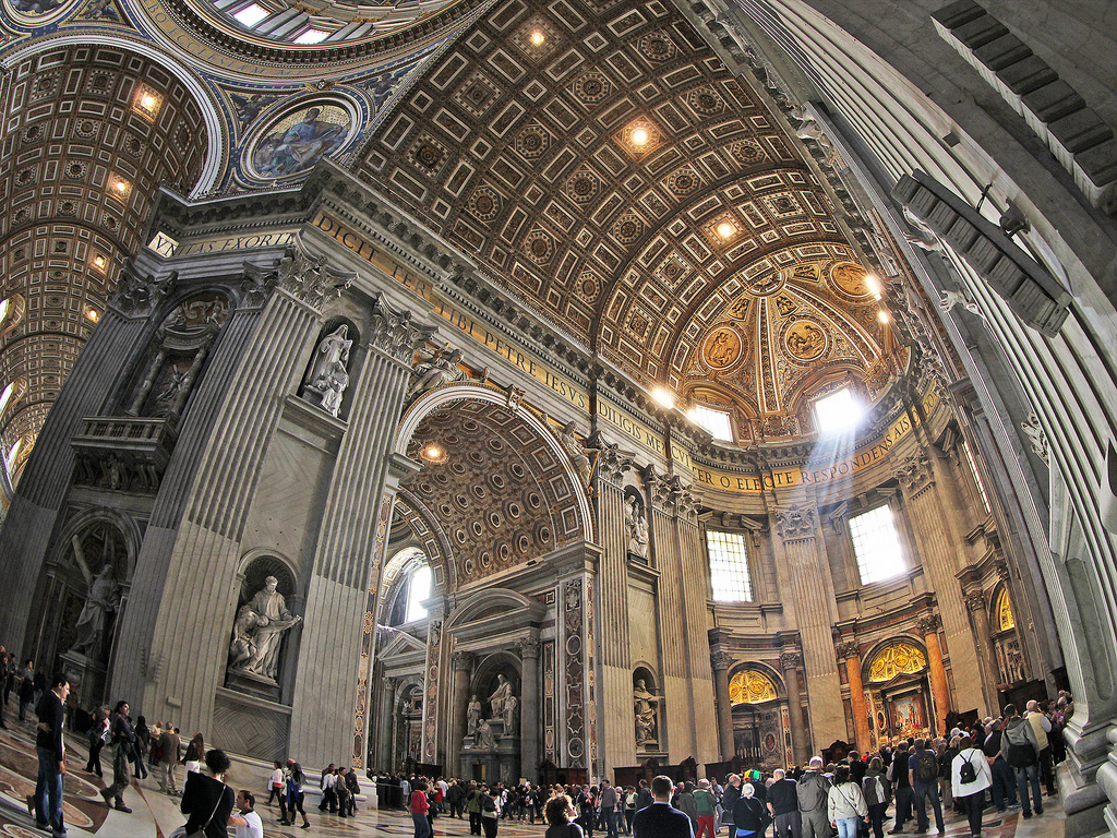 /assets/contentimages/St__Peter_s_Basilica~0.jpg