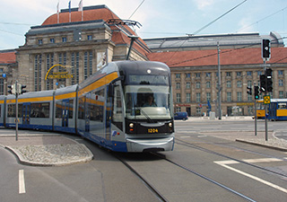 http://www.net4info.de/photos/cpg/albums/userpics/10002/Strasssebahn.png