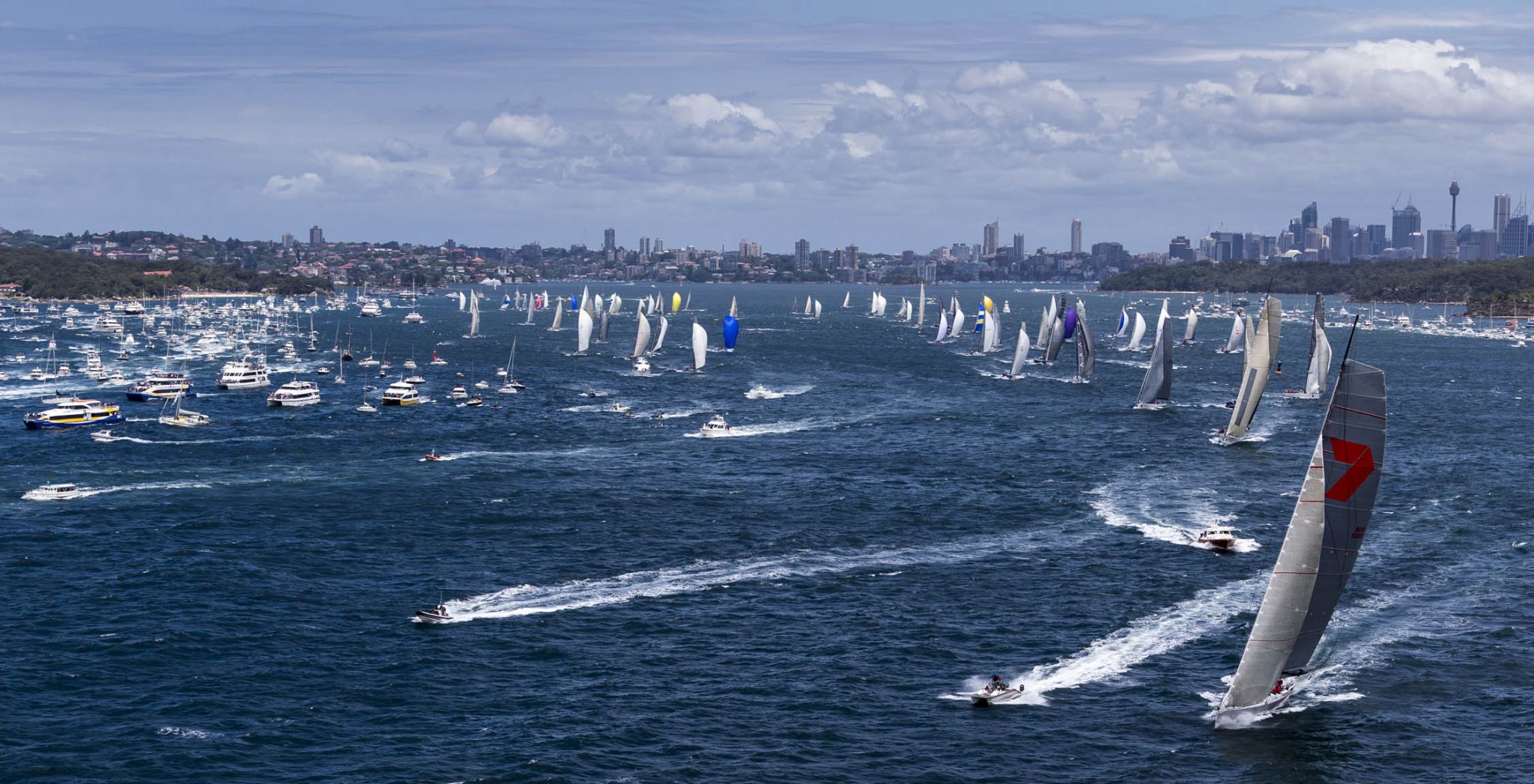 https://www.yizuo-media.com/albums/albums/userpics/10001/Sydney_Hobart_Yacht_Race.jpg