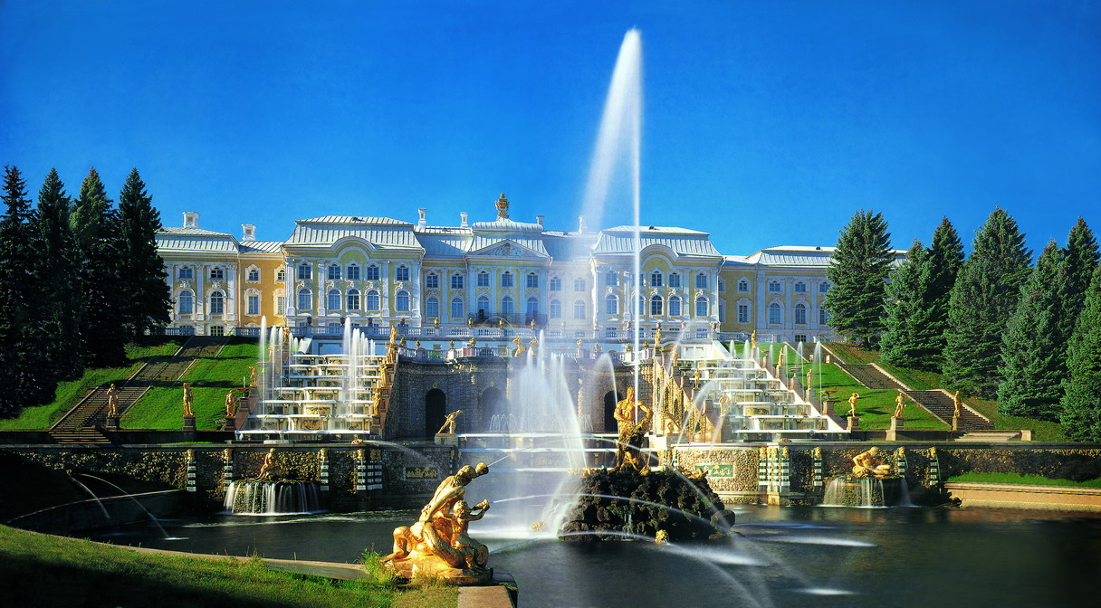 https://www.yizuo-media.com/cpg/albums/userpics/The_Peterhof_Palace~0.jpg