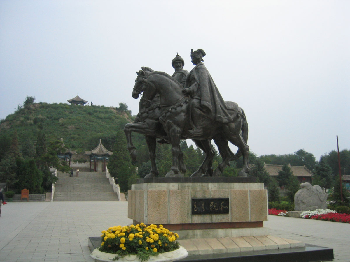 https://www.yizuo-media.com/albums/albums/userpics/10001/Zhao20Jun20Mu20.jpg