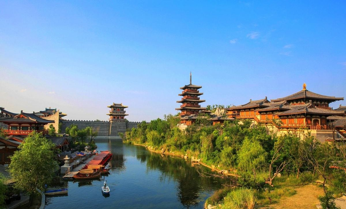 https://www.yizuo-media.com/photos/cpg/albums/userpics/10001/Zhong20Guo20Tang20Cheng20~2.jpg