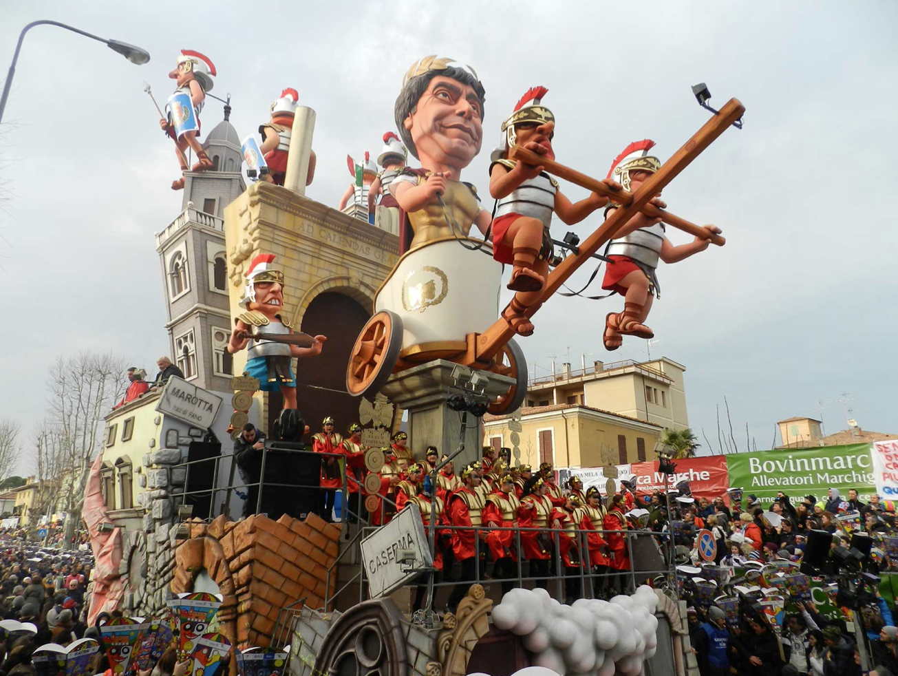 https://www.yizuo-media.com/photos/cpg/albums/userpics/10001/carnevale_di_Fano~1.jpg
