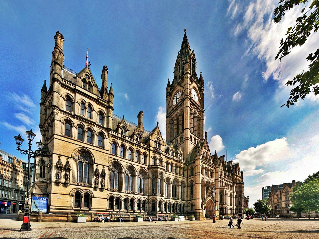 /assets/contentimages/manchester%7E0.jpg
