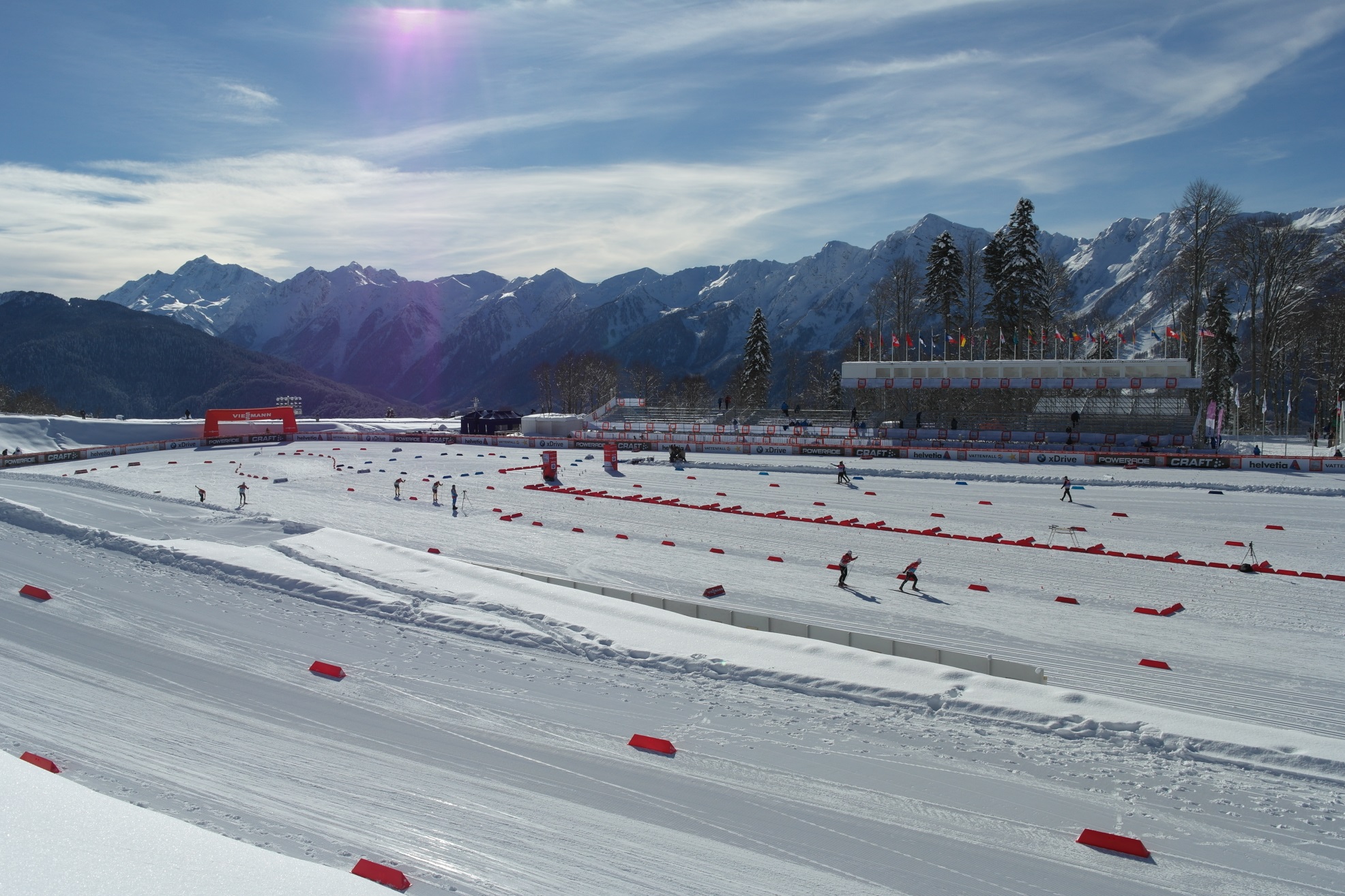 https://www.yizuo-media.com/albums/albums/userpics/10003/sochi~2.jpg